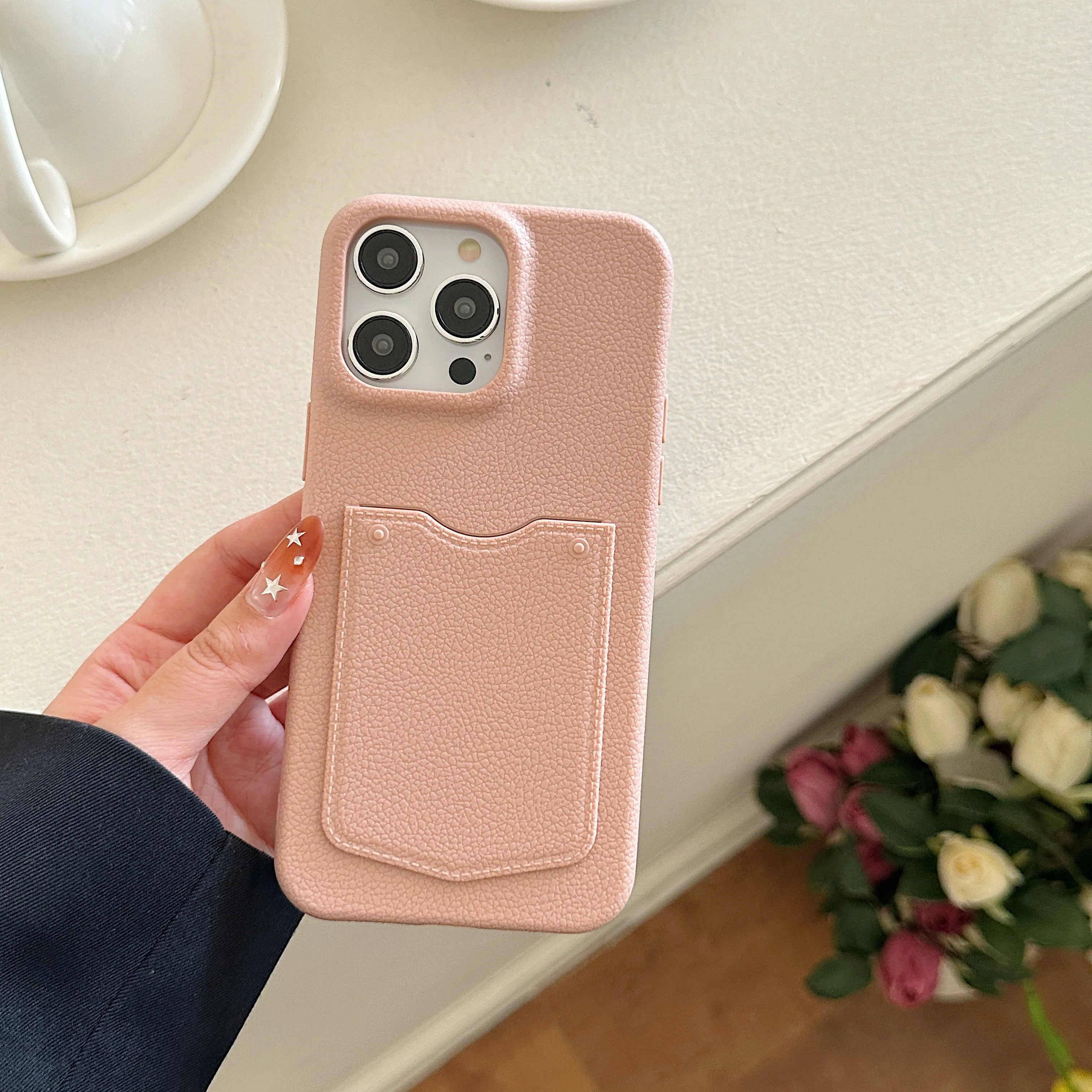 حافظات هواتف لطيفة لهاتف iPhone 16 و15 و13 و14 Pro Max - محفظة بفتحة للبطاقات - غطاء جلدي ناعم غير لامع - PC9010