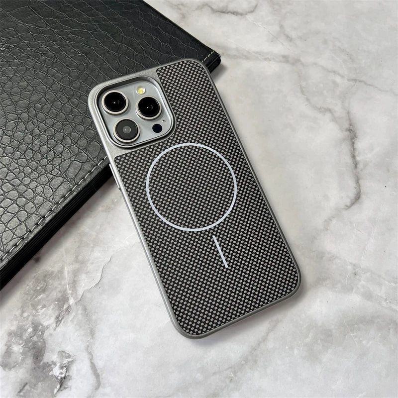 Carbon Fiber Textured Magnetic Phone Case for Magsafe IPhone 16 15 14 13 12 11 Pro Max Plus 16Pro 15Pro IPones Mac Safe Cover