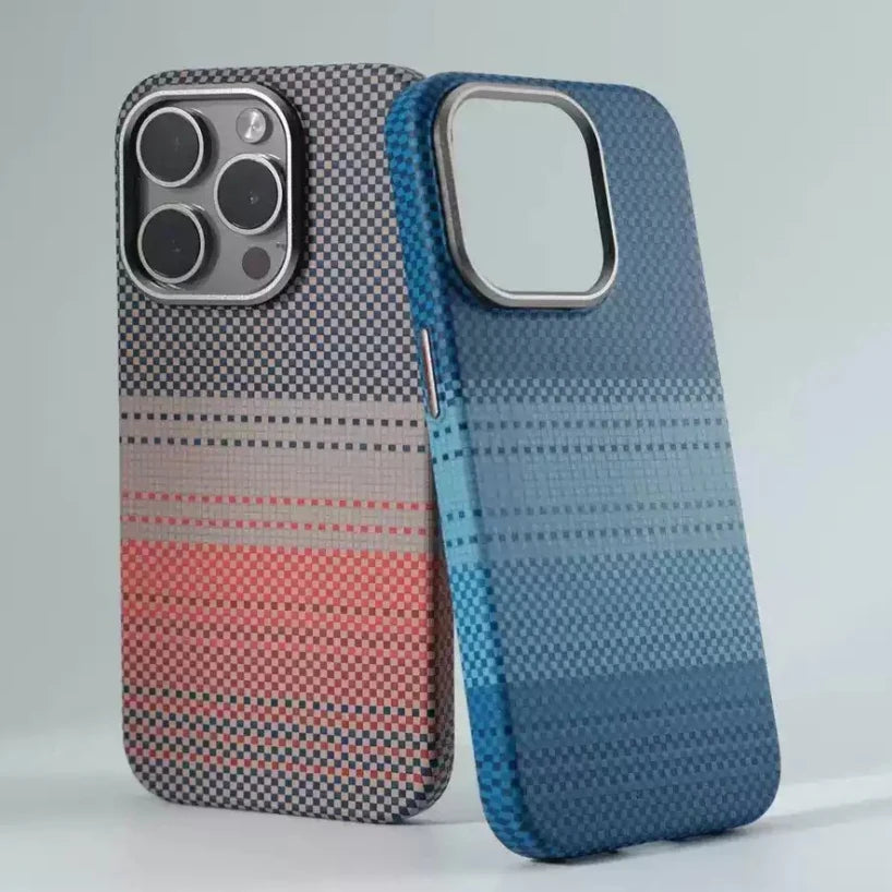 حافظات هواتف لطيفة لهاتف iPhone 16 و15 و14 و13 Pro Max - حامل معدني، نمط ألياف الكربون باللون الفضي الرملي - TSP413