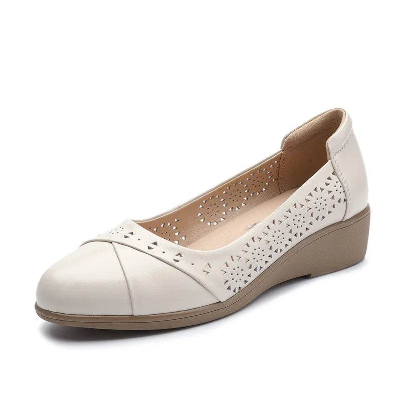 Women Flat Shoes Genuine Leather Woman Soft Pointed Toe Flats Summer Lady Hollow Mom Loafers Women Shoes Sandals
