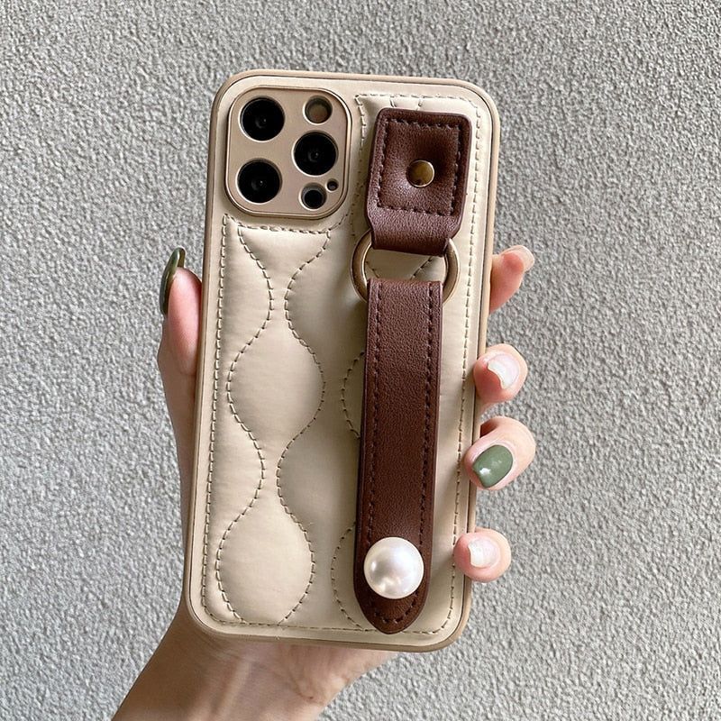 Gold Finger Strap Case for iPhone 14 Plus in Genuine Calfskin and