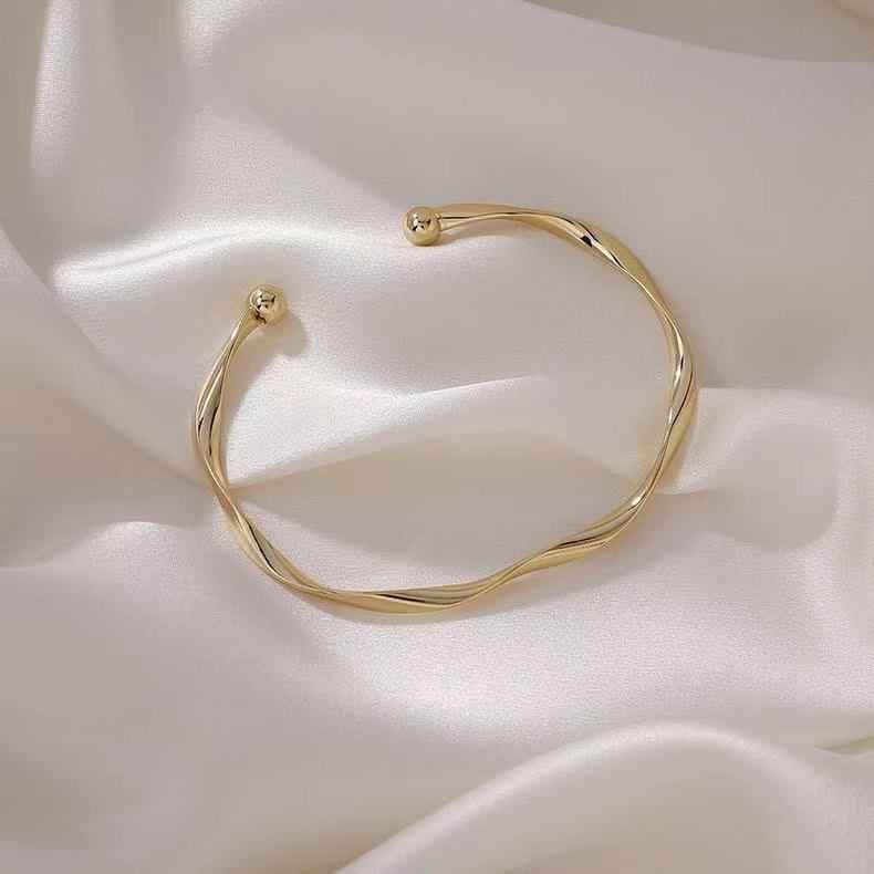 Twisted Metal Cuff Bracelets Charm Jewelry XYS1204 Classic Accessories - Touchy Style
