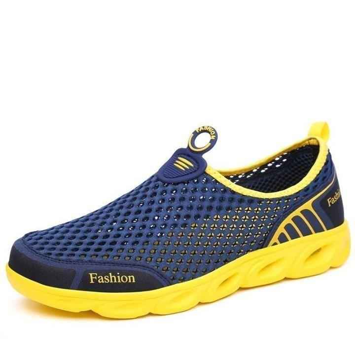 Yes or No?<br />
.<br />
.<br />
⭕️ Women's Men's Unisex Casual Shoes Slip-On Summer Breathable