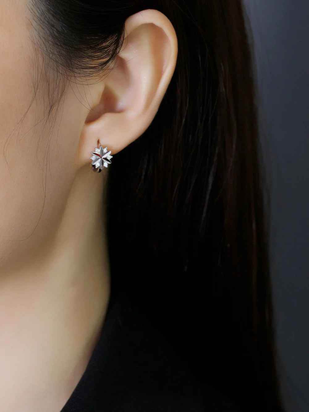 925 Sterling Silver Hoop Earrings Charm Jewelry - Zircon Flower - MD311 - Touchy Style