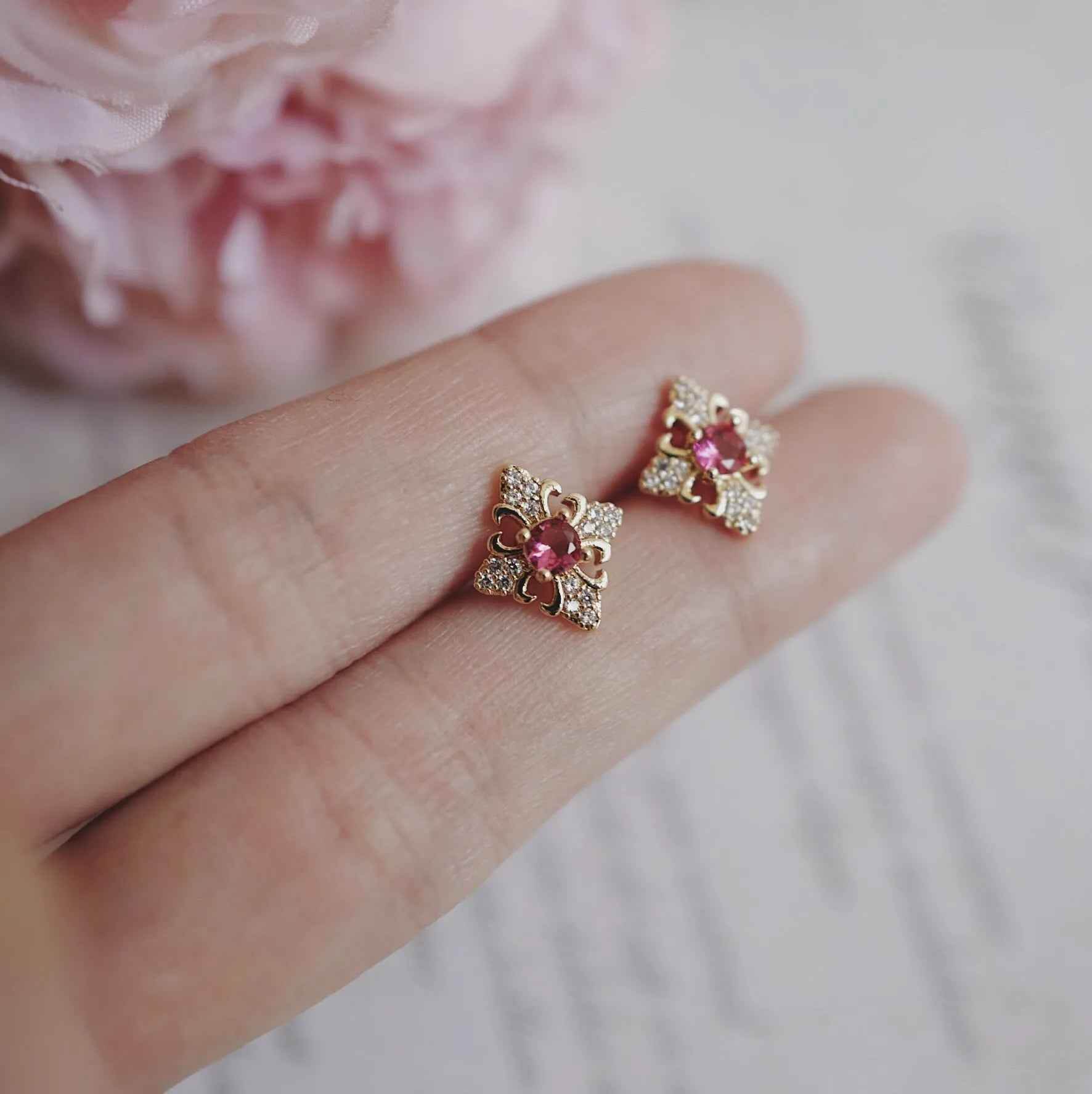 925 Sterling Silver Stud Earrings Charm Jewelry - Rose red Zircon - Xm331 - Touchy Style