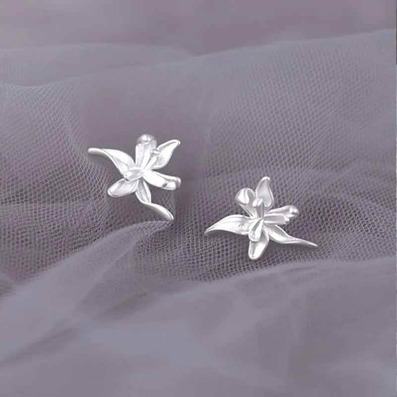 925 Sterling Silver Stud Earrings Charm Jewelry - Simple Flower - ER111 - Touchy Style