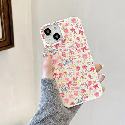 أغلفة هواتف لطيفة لهاتف iPhone 16 و15 و14 و13 Pro Max - غطاء خلفي محشو بالقطن بطبعة أحرف صينية من Winter Vibe - PC7220