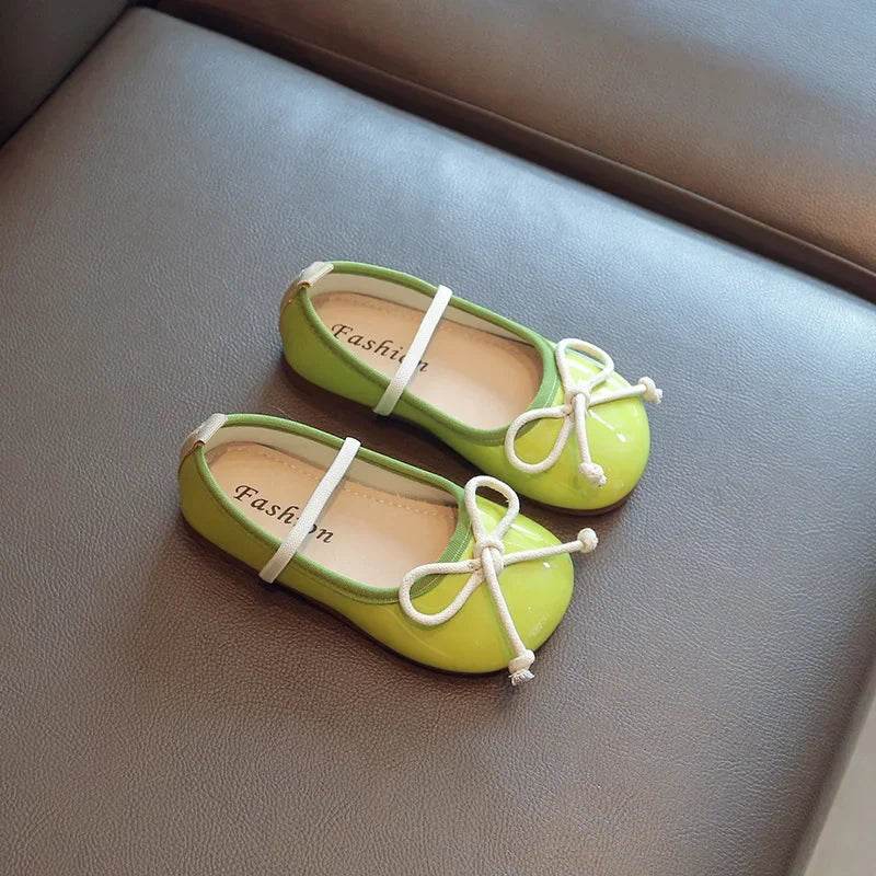 Smooth and Brightly Patent Leather Shoes for Kids Girls Simple Bow-tie Mary Janes Shoes Flats Kawaii Slip on Shoes Girl F07193 - Touchy Style