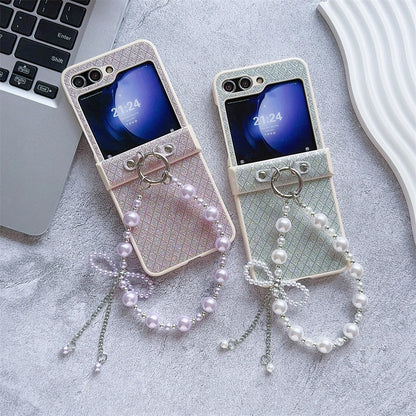حافظات هواتف أنيقة لهاتف Galaxy Z Flip 5 3 4 - غطاء فاخر مرصع بأحجار الراين واللؤلؤ اللامع مع سلسلة معصم - C5220