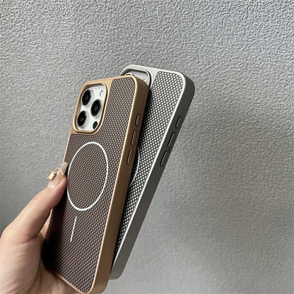 Carbon Fiber Textured Magnetic Phone Case for Magsafe IPhone 16 15 14 13 12 11 Pro Max Plus 16Pro 15Pro IPones Mac Safe Cover