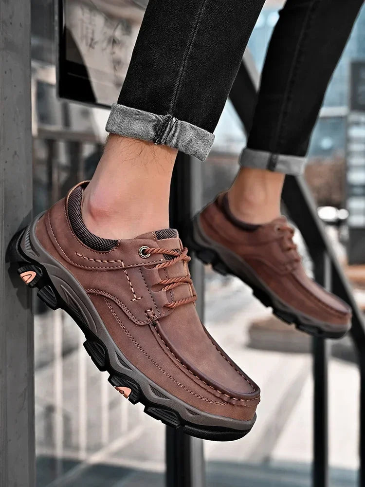Handmade Leather Casual Mens Shoes Antiskid Man Loafers Comfort Walking Shoes All-match Men Treking Flats Hot Sale Hiking Shoes