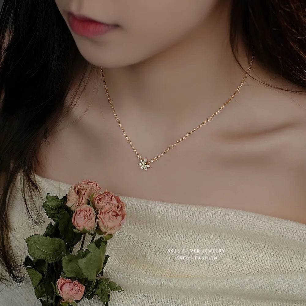 925 Sterling Silver Shiny Zircon Flowers Pendant Necklace Clavicle Chain for Women Birthday Gift Fine S925 Jewelry - Touchy Style