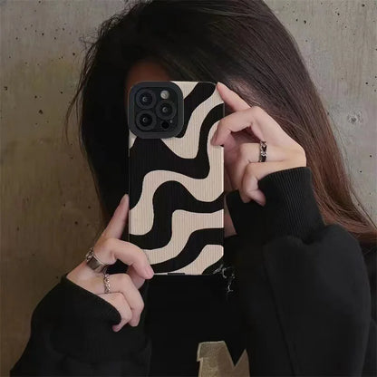 Fashion Zebra Black White Stripes Case Little Love Heart Cases For iPhone 13 15 11 14 12 Pro Max Plus Silicone Shockproof Cover