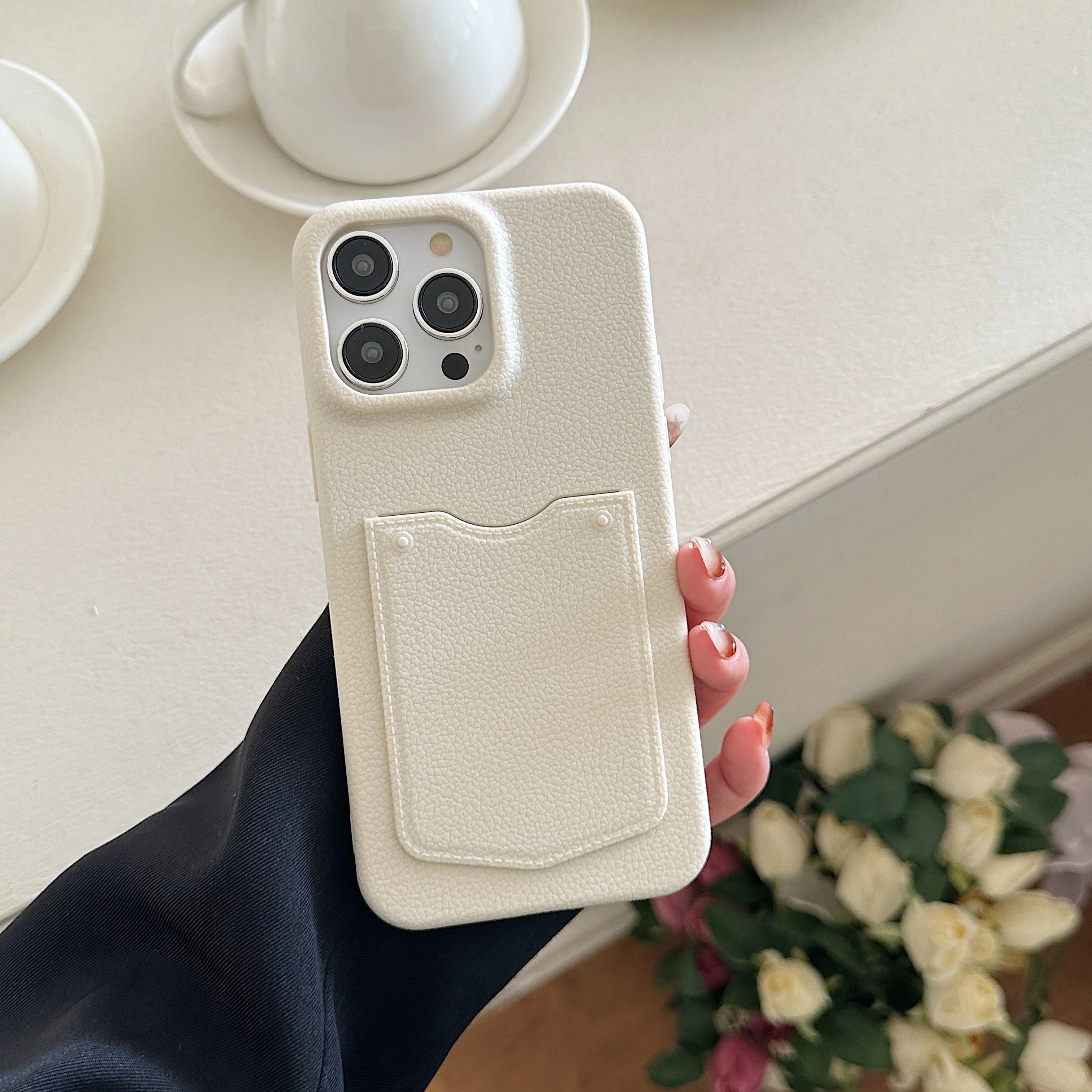 حافظات هواتف لطيفة لهاتف iPhone 16 و15 و13 و14 Pro Max - محفظة بفتحة للبطاقات - غطاء جلدي ناعم غير لامع - PC9010