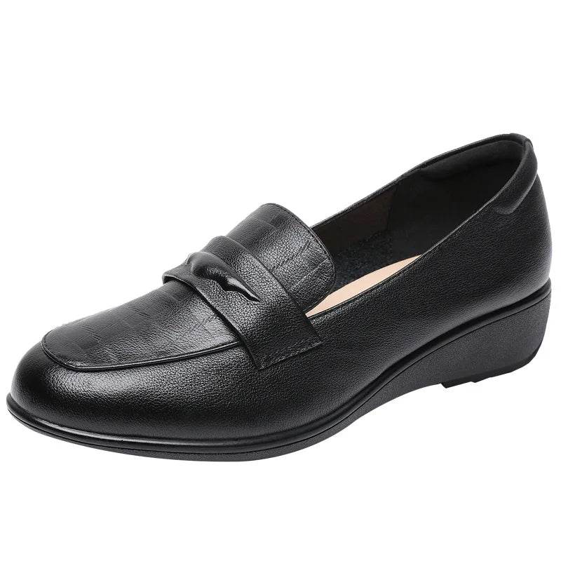 Retro Mom Shoes Women Genuine Leather Large Size Non-slip Casual Loafers Women&