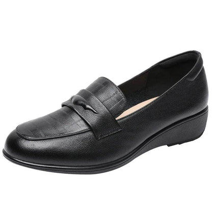 Retro Mom Shoes Women Genuine Leather Large Size Non-slip Casual Loafers Women&