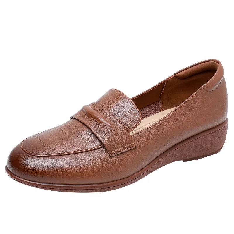 Retro Mom Shoes Women Genuine Leather Large Size Non-slip Casual Loafers Women&
