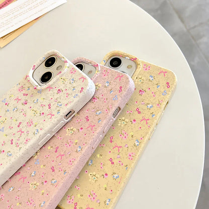 أغلفة هواتف لطيفة لهاتف iPhone 16 و15 و14 و13 Pro Max - غطاء خلفي محشو بالقطن بطبعة أحرف صينية من Winter Vibe - PC7220