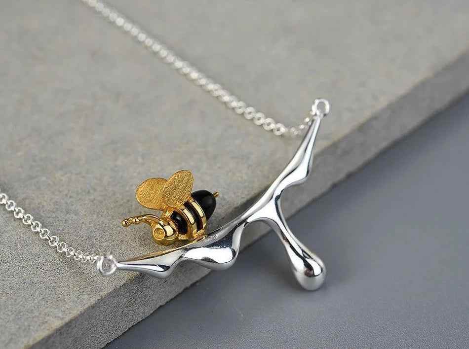 Bee Charm Jewelry Set - 925 Sterling Silver Necklace and Earring with Dripping Honey Pendant (LFJF0072) - Touchy Style
