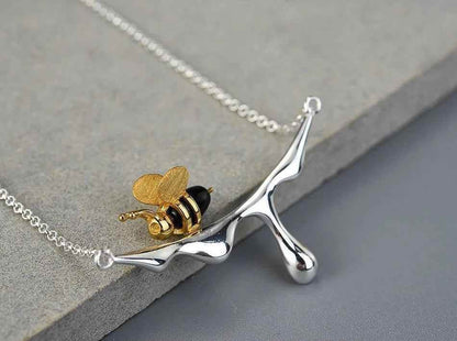 Bee Charm Jewelry Set - 925 Sterling Silver Necklace and Earring with Dripping Honey Pendant (LFJF0072) - Touchy Style