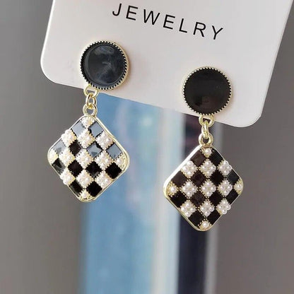 Black And White Checkerboard Rectangular Earrings Advanced Geometric Checkered Pendant, Autumn And Winter Pearl Earrings - Touchy Style .