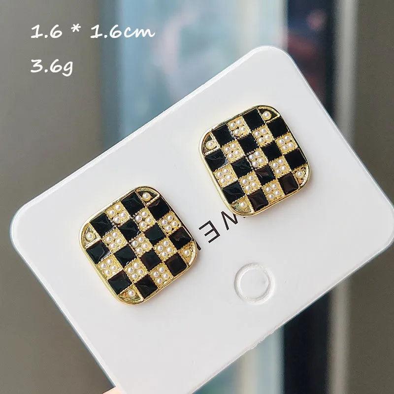 Black And White Checkerboard Rectangular Earrings Advanced Geometric Checkered Pendant, Autumn And Winter Pearl Earrings - Touchy Style .