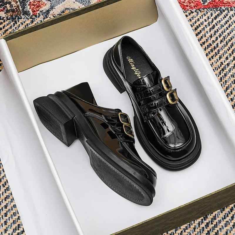 Black Loafers: CS535-2 Women&