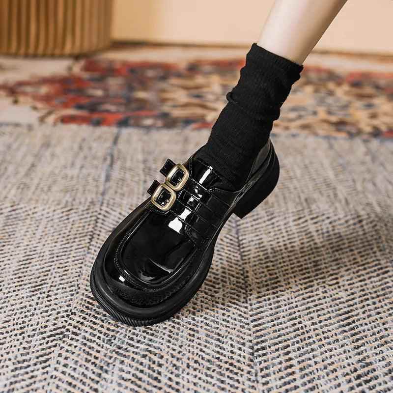 Black Loafers: CS535-2 Women&