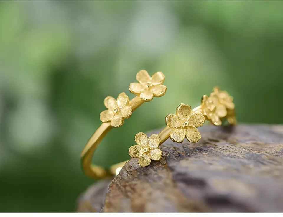 Charm Jewelry: LFJD0153 Delicate Flowers Adjustable Finger Rings - Touchy Style
