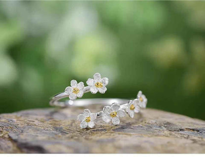 Charm Jewelry: LFJD0153 Delicate Flowers Adjustable Finger Rings - Touchy Style