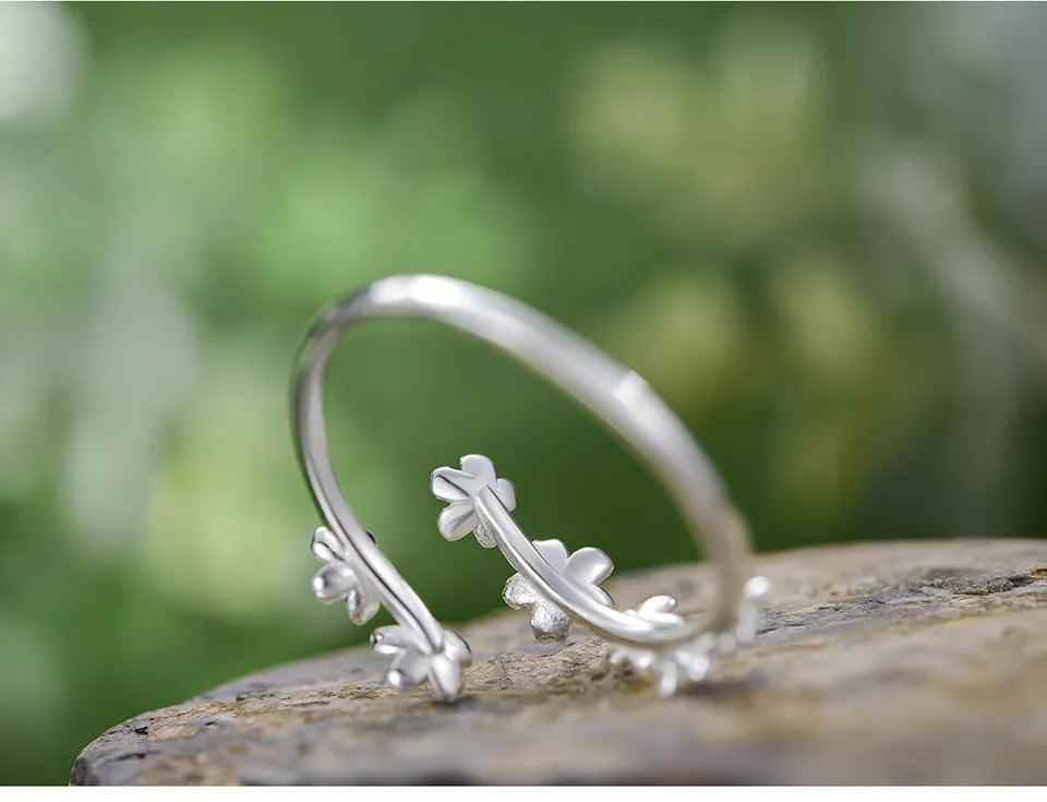 Charm Jewelry: LFJD0153 Delicate Flowers Adjustable Finger Rings - Touchy Style
