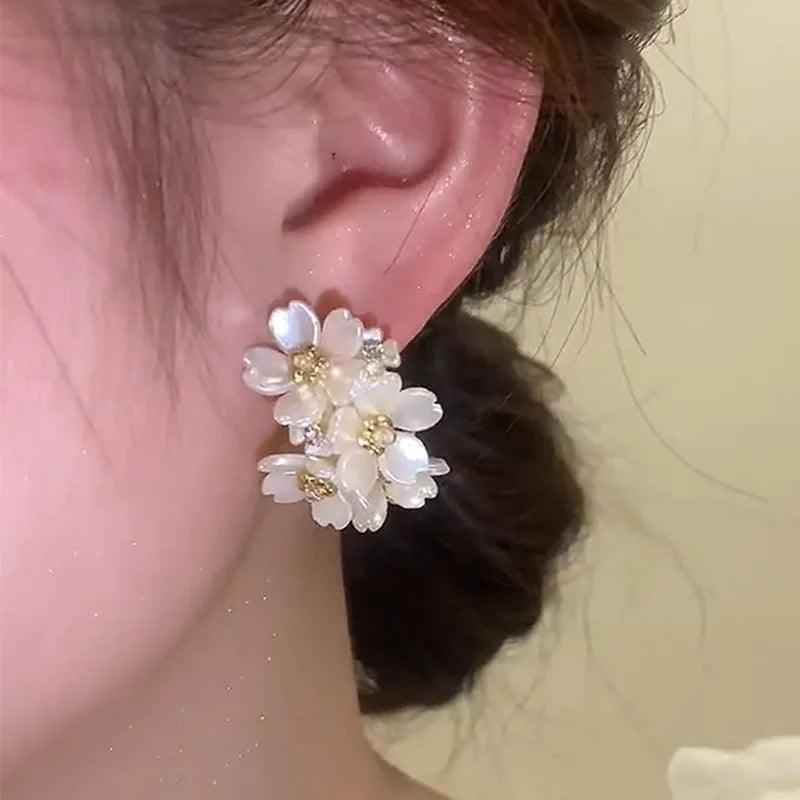 Charming Fashion: RV119 Sweet Fresh Flowers Dangle Earrings - Jewelry Delight - Touchy Style