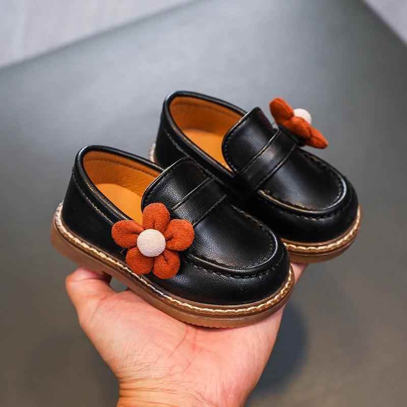 Comfortable Soft Leather Toddler Girl Casual Shoes with Flower - TF329 - Touchy Style .