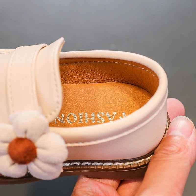 Comfortable Soft Leather Toddler Girl Casual Shoes with Flower - TF329 - Touchy Style .