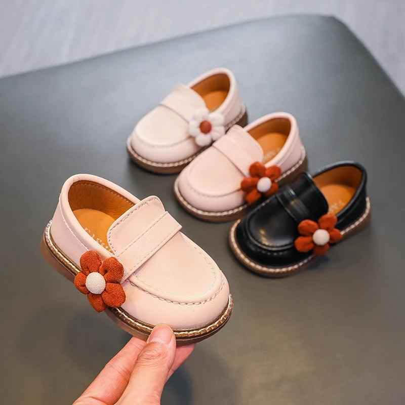 Comfortable Soft Leather Toddler Girl Casual Shoes with Flower - TF329 - Touchy Style .