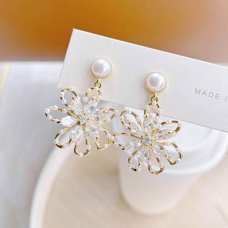 Hollow Flower Earring Charm Jewelry Mini Pearl Super Shine Earring #HY6E236 - Touchy Style .
