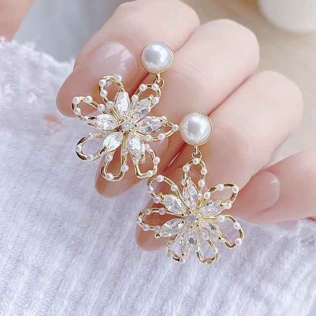 Hollow Flower Earring Charm Jewelry Mini Pearl Super Shine Earring #HY6E236 - Touchy Style .
