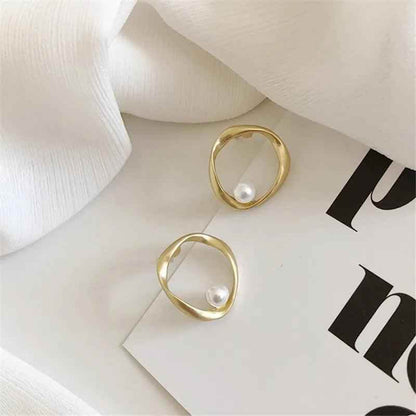 Irregular Circle Pearl Studs Earrings Charm Jewelry SCJI04 - Touchy Style