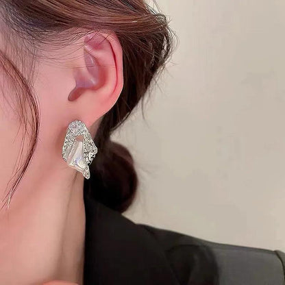 Korean Irregular Metal Drop Earrings with Fresh Pearl Charm - RM225 Jewelry - Touchy Style .