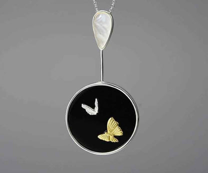 LFJE0209 Necklace Charm Jewelry - 925 Sterling Silver Round Stone - Flying Butterfly Pendant - Touchy Style
