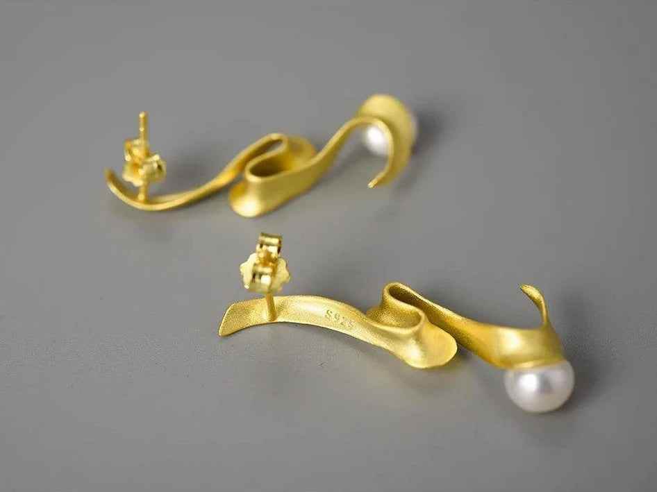 Pearl Minimalism: LFJA0118 Spiral Curved Stud Earrings in 925 Sterling Silver, Charm Jewelry - Touchy Style