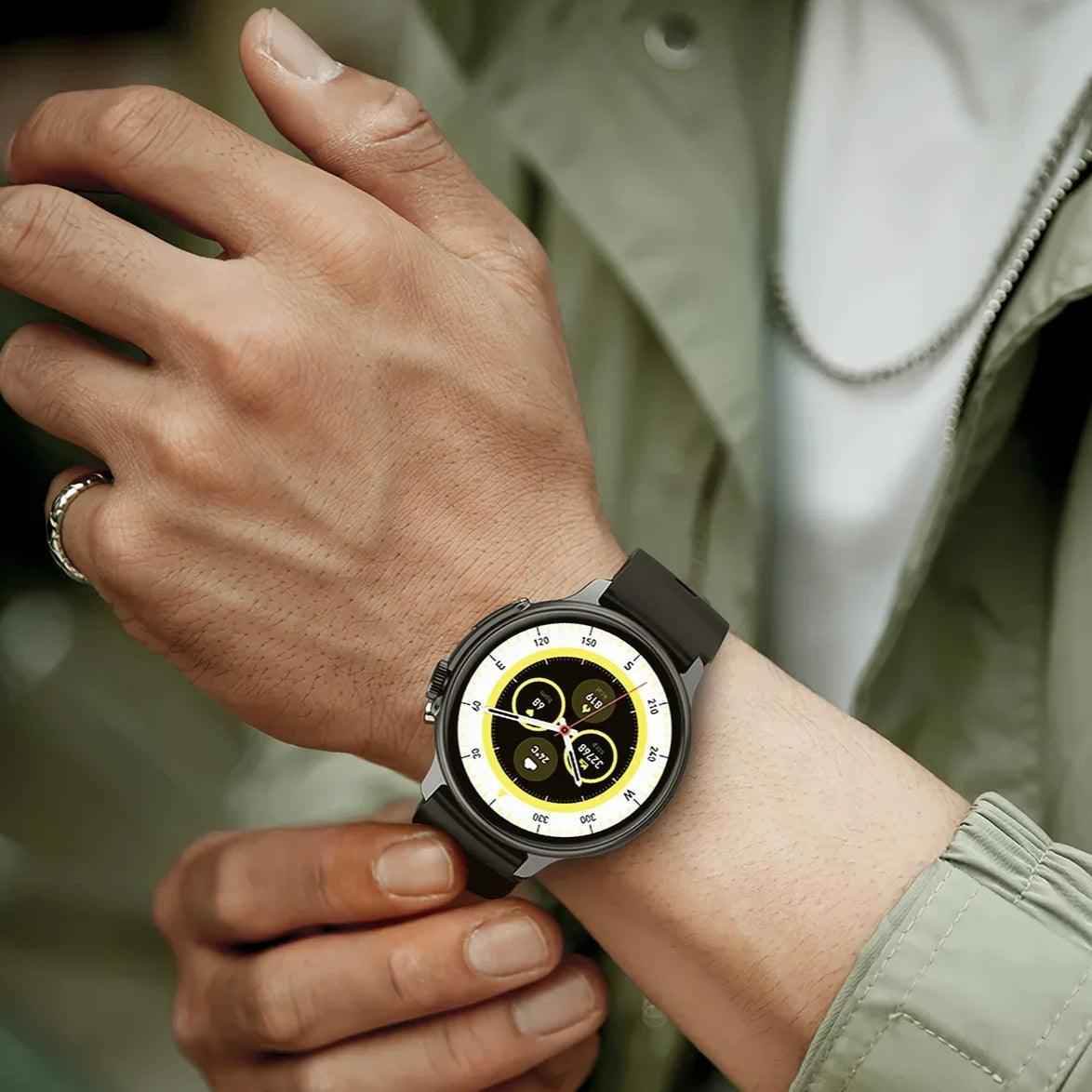 SF551 Smartwatch: Stay Connected, Informed, and Healthy - Touchy Style .