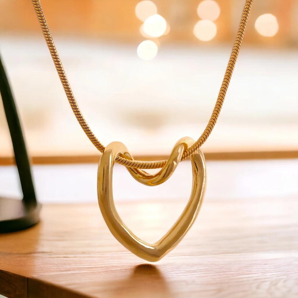 YH998A Necklace Charm Jewelry - Minimalist Stainless Steel Heart Hollow Pendant - Touchy Style