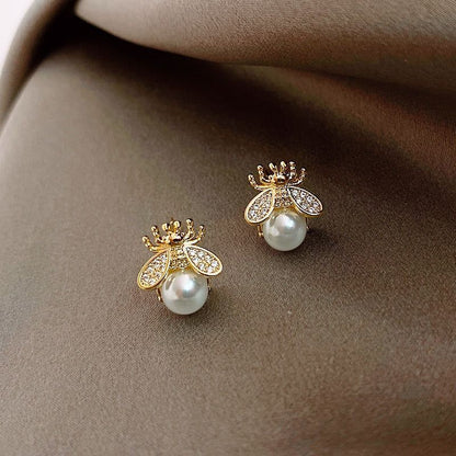 Fashion Pearl Simple Bee Pattern Earrings Charm Jewelry XYS0444 - Touchy Style .
