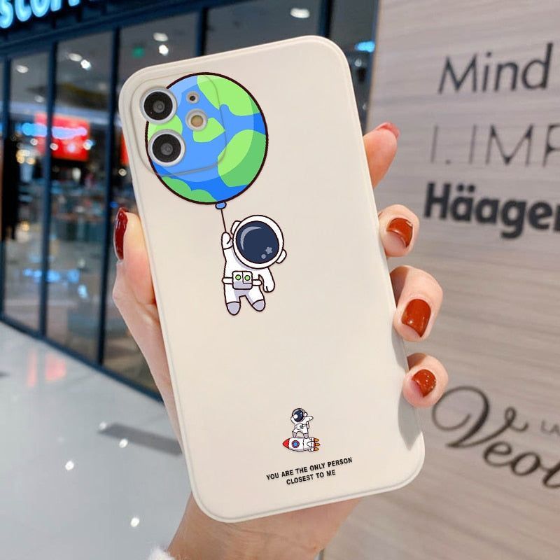 Balloon Astronaut Cute Phone Cases For iPhone 11 13 Pro Max 12 7 8 XR X Xs SE 2020 6 6s Plus Mini SE 2020 11pr Cover (R) - Touchy Style .
