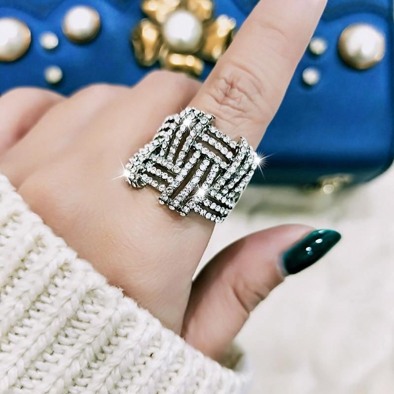 Big Hollow Weave Shaped Finger Rings Charm Jewelry - Touchy Style .