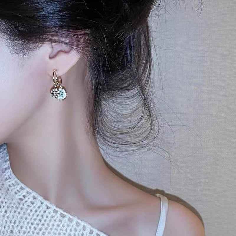 Classic Round Shell Flower Earrings Charm Jewelry ECJTX42 - Touchy Style