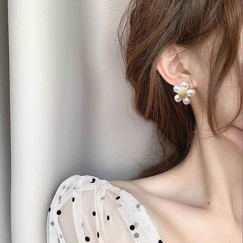 Earrings Charm Jewelry Faux Pearl Flower Fashion ET432 - Touchy Style