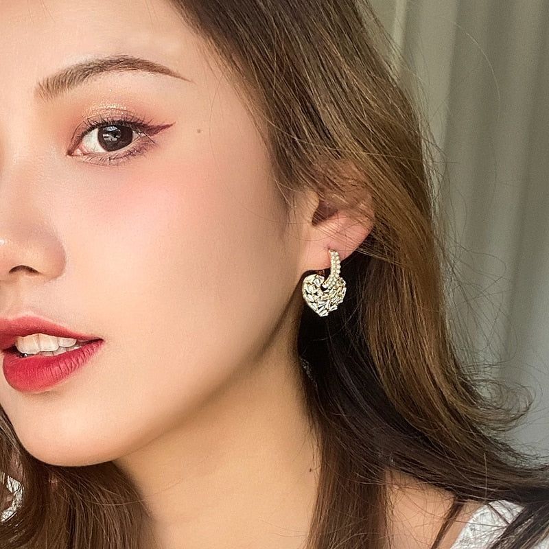 Cute CZ Heart Shaped Stud Earring – Neshe Fashion Jewelry