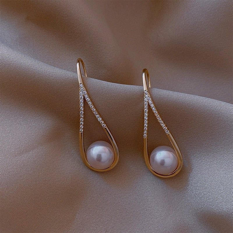 Fashion Pearl Geometric Golden Long Earrings Charm Jewelry XYS0121 - Touchy Style .